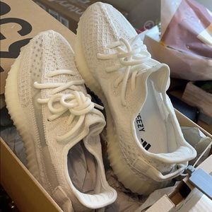 All white Yeezy 350
